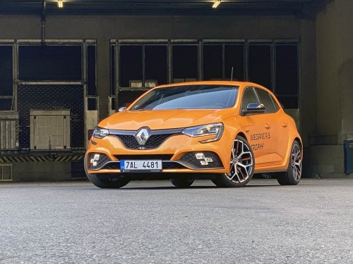 Renault Megane R.S. Trophy EDC – automaticky rychle