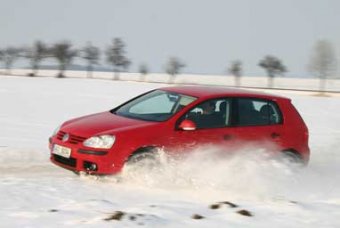 Na všechny čtyři - VW Golf 2.0 TDI 4Motion (TEST)