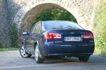 Kia Magentis 2.0 CVVT - nadčasový styl (TEST)