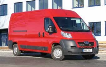 Šestimetrový šéf logistiky - Peugeot Boxer 3300 L3/H2 (TEST)