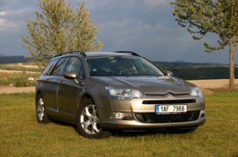 Polykač rodinných kilometrů - Citroen C5 Tourer 2.0 HDI (TEST)