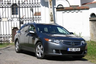 Potlačení sportovních genů - Honda Accord Tourer 2.2 i-DTEC AT (TEST)