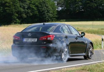Lexus IS-F - doping pomocí LSD (TEST)