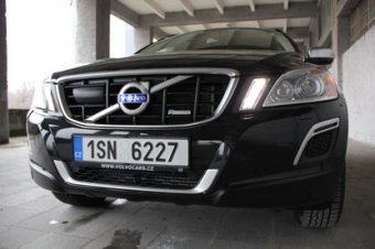 Severská designová škola - Volvo XC60 D5 R-Design(TEST)