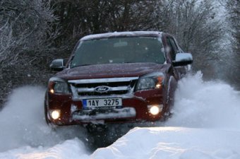 Terénní lokomotiva - Ford Ranger 3.0 TDCi Double Cab Limited (TEST)