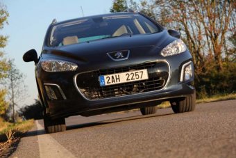 Hráč na city - Peugeot 308 SW 1.6 e-HDI (TEST)