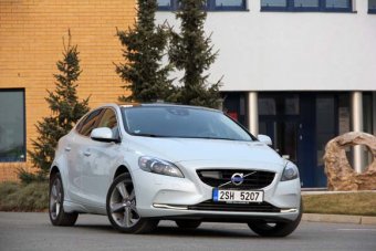 Sportovně laděný seveřan - Volvo V40 T4 (TEST)